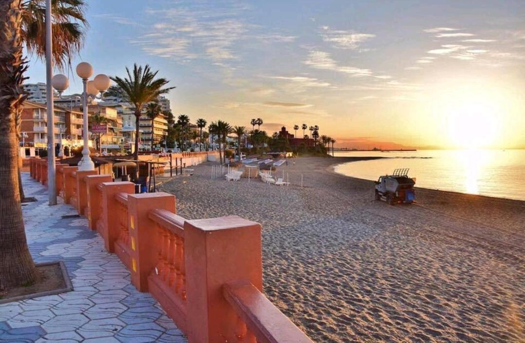 Benalbeach Casa Kito Dreams 1ª Linea Playa Беналмадена Екстериор снимка
